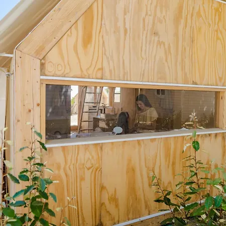 Costa Del Sol Glamping Village 캠프장 푸엔히롤라