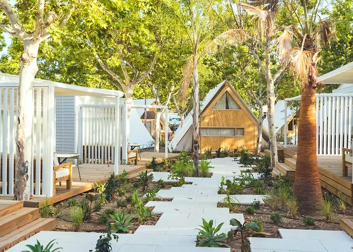 Kemp Costa Del Sol Glamping Village Fuengirola