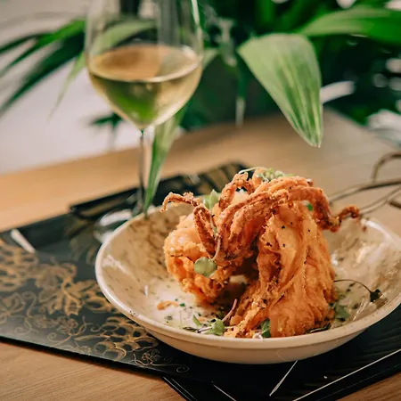 Costa Del Sol Glamping Village 4*