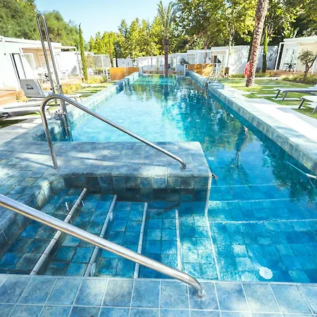 Costa Del Sol Glamping Village 4*