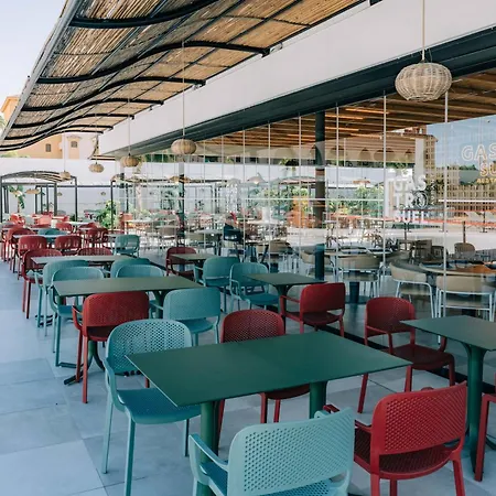 Costa Del Sol Glamping Village 4*