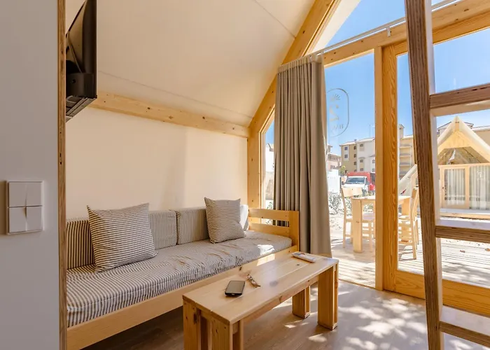 Costa Del Sol Glamping Village 4* Fuengirola
