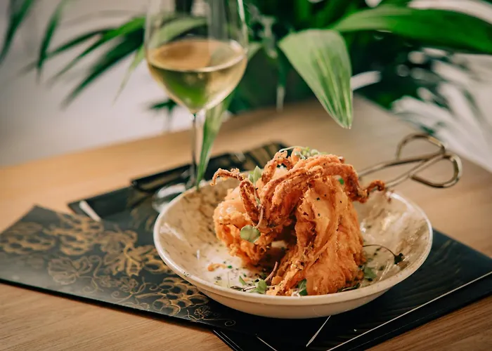 Costa Del Sol Glamping Village 4*