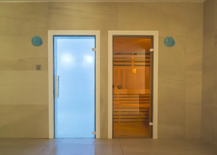 Costa Del Sol Glamping Village 4* Fuengirola