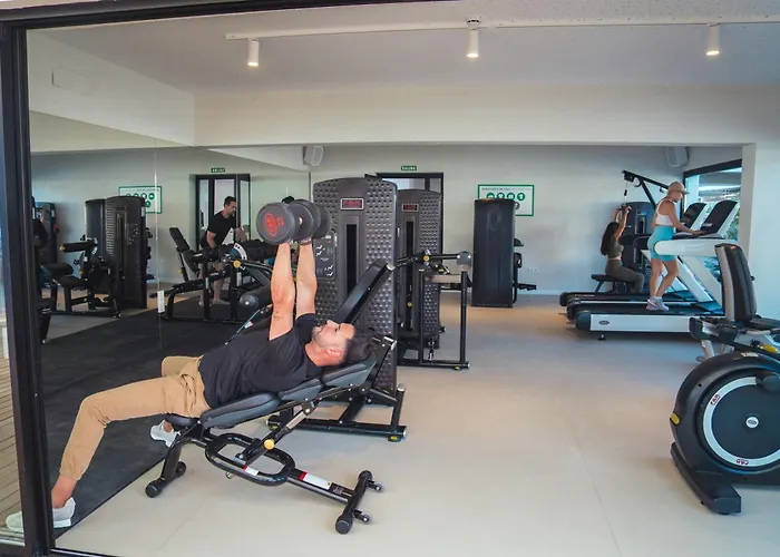 Costa Del Sol Glamping Village 4*